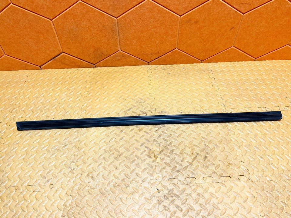 15-21 MERCEDES-BENZ C300 W205 VENTANA TRASERA DERECHA CORREA MOLDURA SELLO TIRA OEM Foto 4 de 4