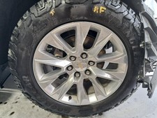 Used Wheel fits: 2021 Chevrolet Silverado 1500 pickup 20x9 10 spoke opt RD2 Grad