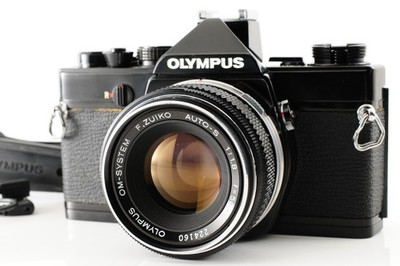 [Fast neuwertig] Olympus OM-1 analoge Kleinbildkamera schwarz F.Zuiko...