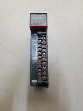 SIEMENS  SIMATIC  U-05T OUTPUT RELAY MODULE