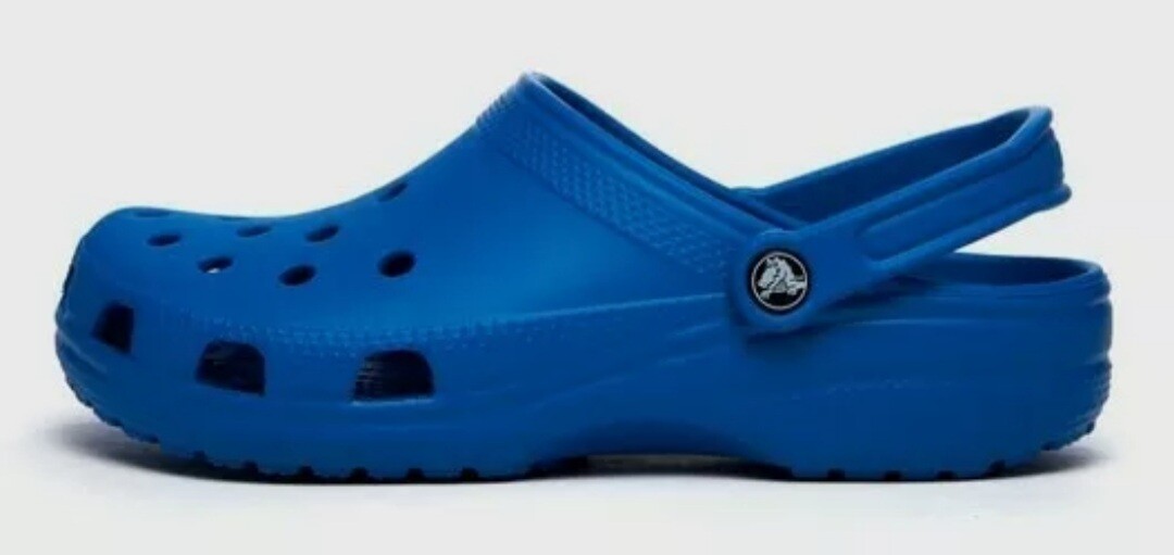 crocs classic roomy fit