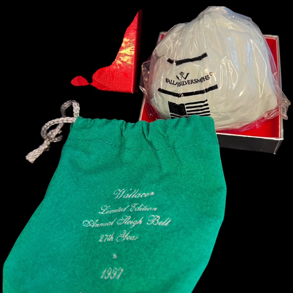 Campana de trineo Wallace Silversmith Santas 1997 adorno de Navidad nuevo sellado Foto 4 de 4