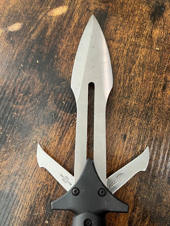 Cuchillo Klingon United Cutlery UC726 Star Trek Daga Fénix SIN FUNDA Foto 2 de 4