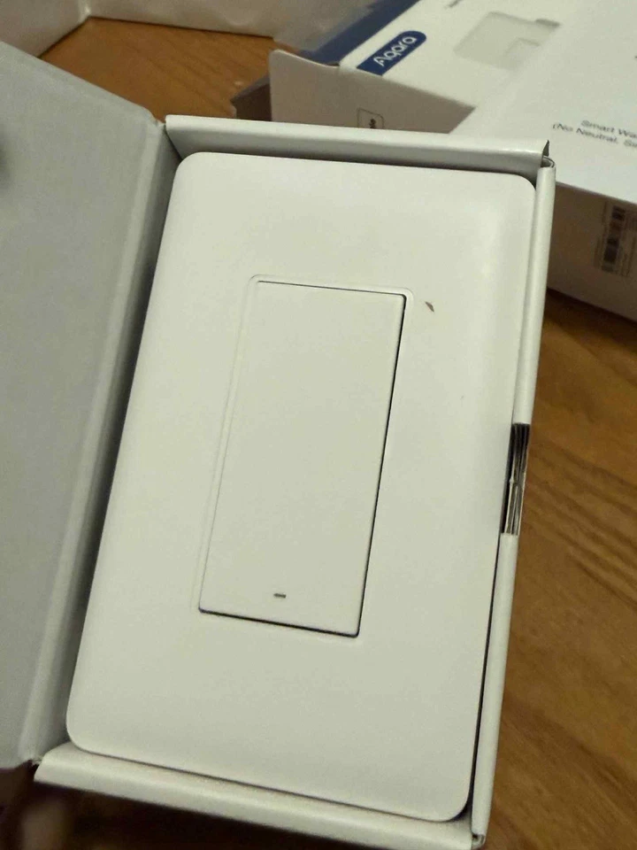 AQARA Smart Wall Switch With Neutral, Single Rocker, White - Image 3 of 4