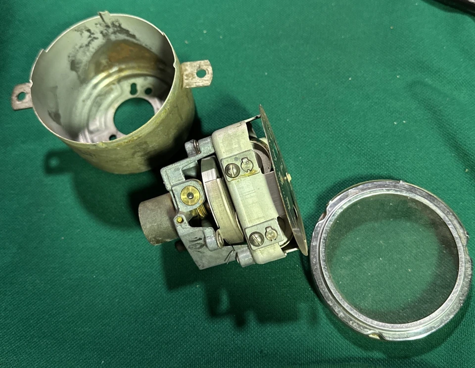 VELOCÍMETRO FORD MODELO B/18 1932 USADO PARA REPUESTOS O RESTAURACIÓN Foto 4 de 4