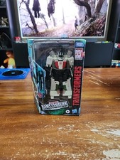 Transformers Earthrise War For Cybertron Deluxe Wheeljack Action Figure