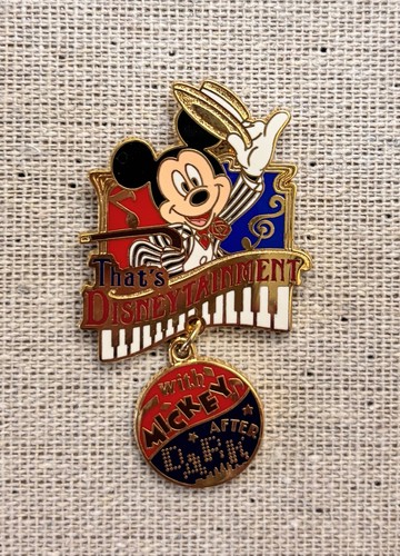 Disney Tokyo DisneySea 2004 “That’s DISNEYtainment!” Mickey Mouse Dangle Pin