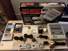Super Nintendo SNES Console PAL Boxed Complete Super Mario World Manuals