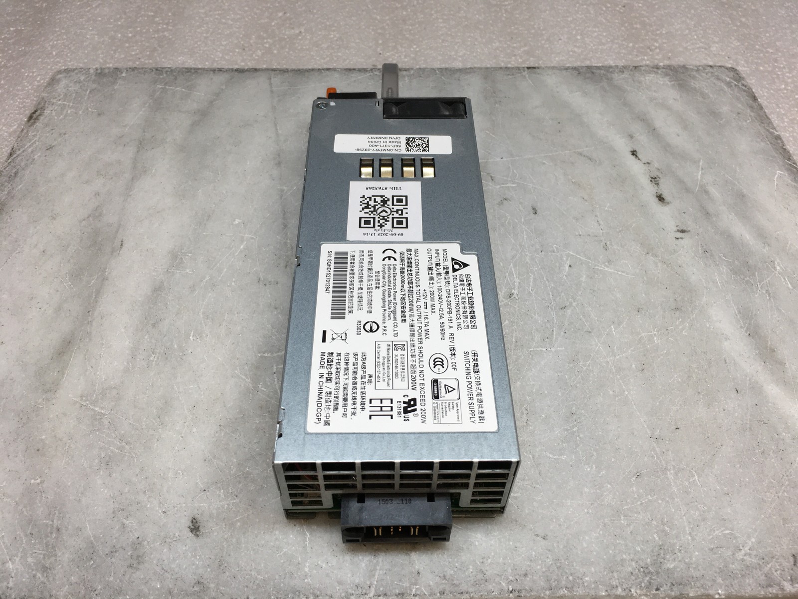 Original Dell Power Supply DPS-200PB-191 A 200W for N3024 N3048 Switch