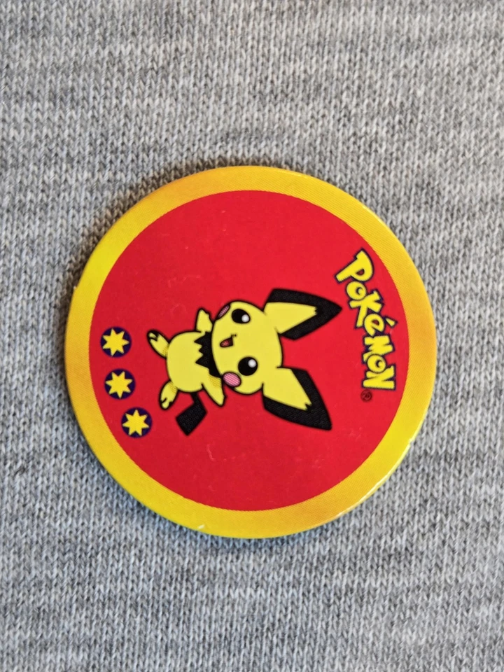 Figura de colección Pokemon Pichu Tomy 2001 Nintendo WDP y juego de discos Tazo Pog a juego Foto 4 de 4