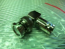 (1) BNC Male to BNC Female Angle RF Connector Coaxial Antenna Adapter