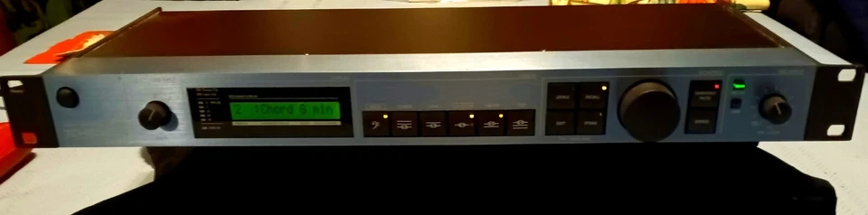 TC.Helicon Quintet armonía vocal / con manual, interruptor de pie y acorde Foto 2 de 3