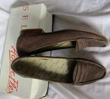 Selby Active Flex womens Shoes 10 S  Narrow A Brown Flats Loafers Suede Leather 