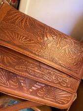 Beautiful Vintage Culture Made In Mexico Hand Tooled Leather Purse