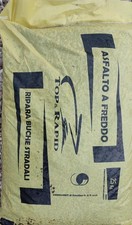 CONGLOMERATO CATRAME BITUMINOSO ASFALTO A FREDDO RIPARAZIONE STRADA KG25 TOP&RAP