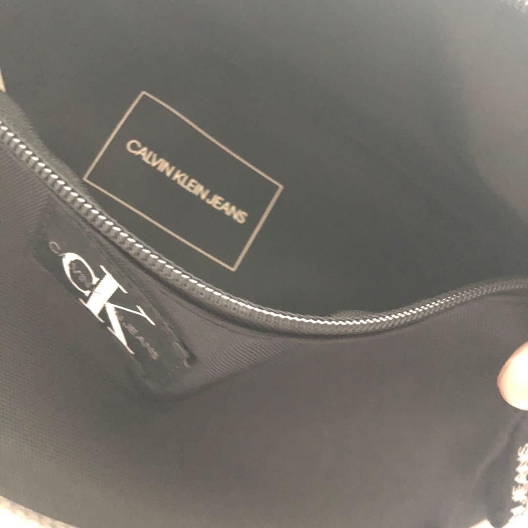Calvin Klein Shoulder Bag Crossbody thumbnail 6