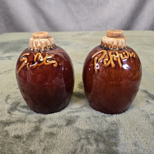 Vintage Hull Pottery Salt and Pepper Shaker Set Brown Drip Oven Proof USA