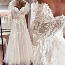 Sweetheart Wedding Dresses Short Sleeves Applique A-line Bridal Gown Sweep Train