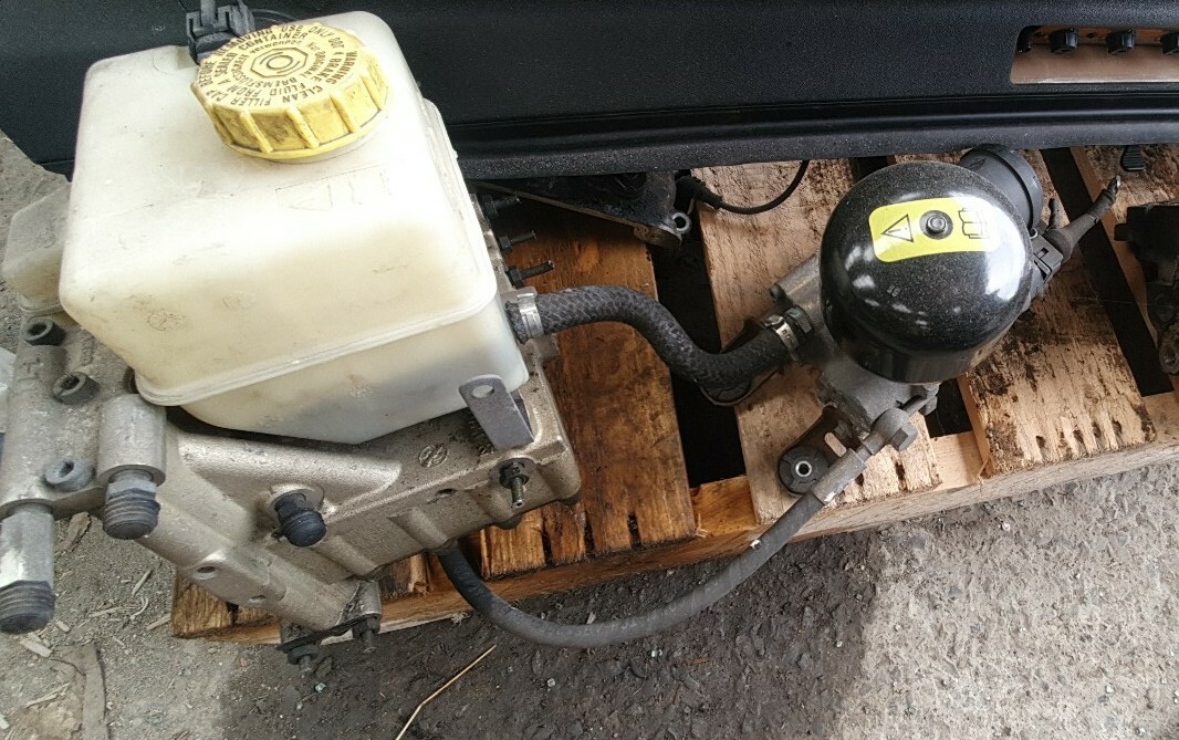Range Rover p38 abs pump 9902 eBay