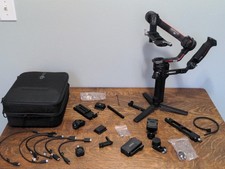 DJI RS 2 Pro Gimbal Stabilizer Combo SmallRig Handle, Good Condition