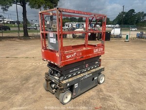 2018 Skyjack SJIII-3219 19’ Electric Scissor Lift Man Aerial Platform bidadoo