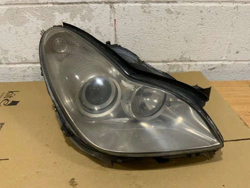 Mercedes-Benz CLS W219 DRIVER RIGHT Side Headlight