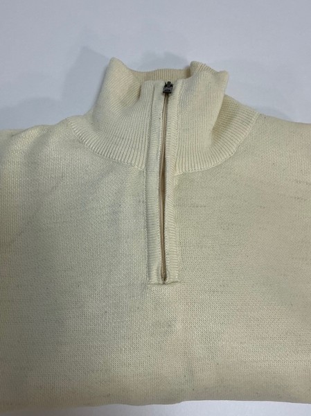 Suéter Cuello Alto REALESSENTIALS