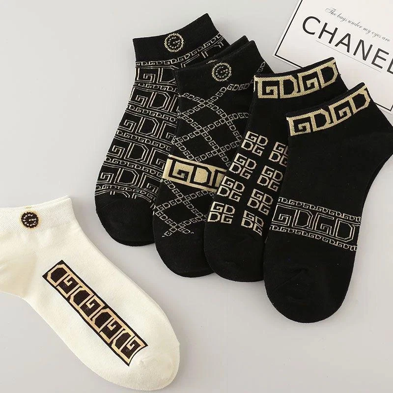 5 pares de calcetines cortos transpirables unisex de algodón con estilo de diseñador Foto 4 de 4