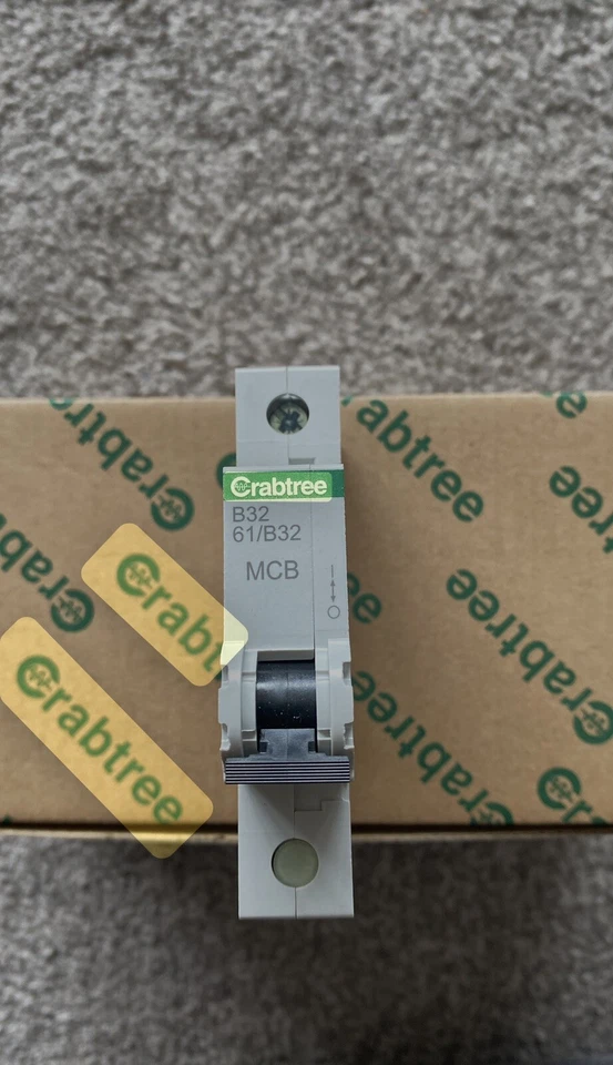 CRABTREE 32 AMP TYPE B 6 kA MCB CIRCUIT BREAKER STARBREAKER 61/B32