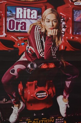RITA ORA - A3 Poster (42x28cm) - MERCH Clipping Sammlung Foto Plakat HEY Magazin