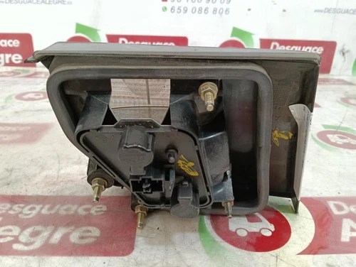 Piloto Trasero Derecho Interior para SAAB 900 BERLINA 2.0 S 1996 437501 - Imagen 2 de 8