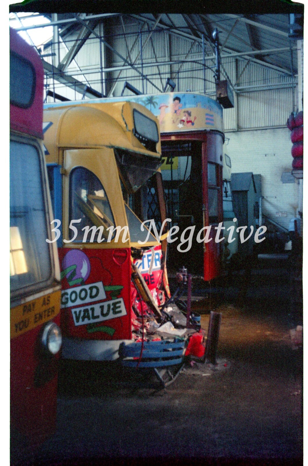 BLACKPOOL TRANSPORT BRUSH TRAM 631 ACCIDENT RIGBY RD 1986 35mm NEGATIVE