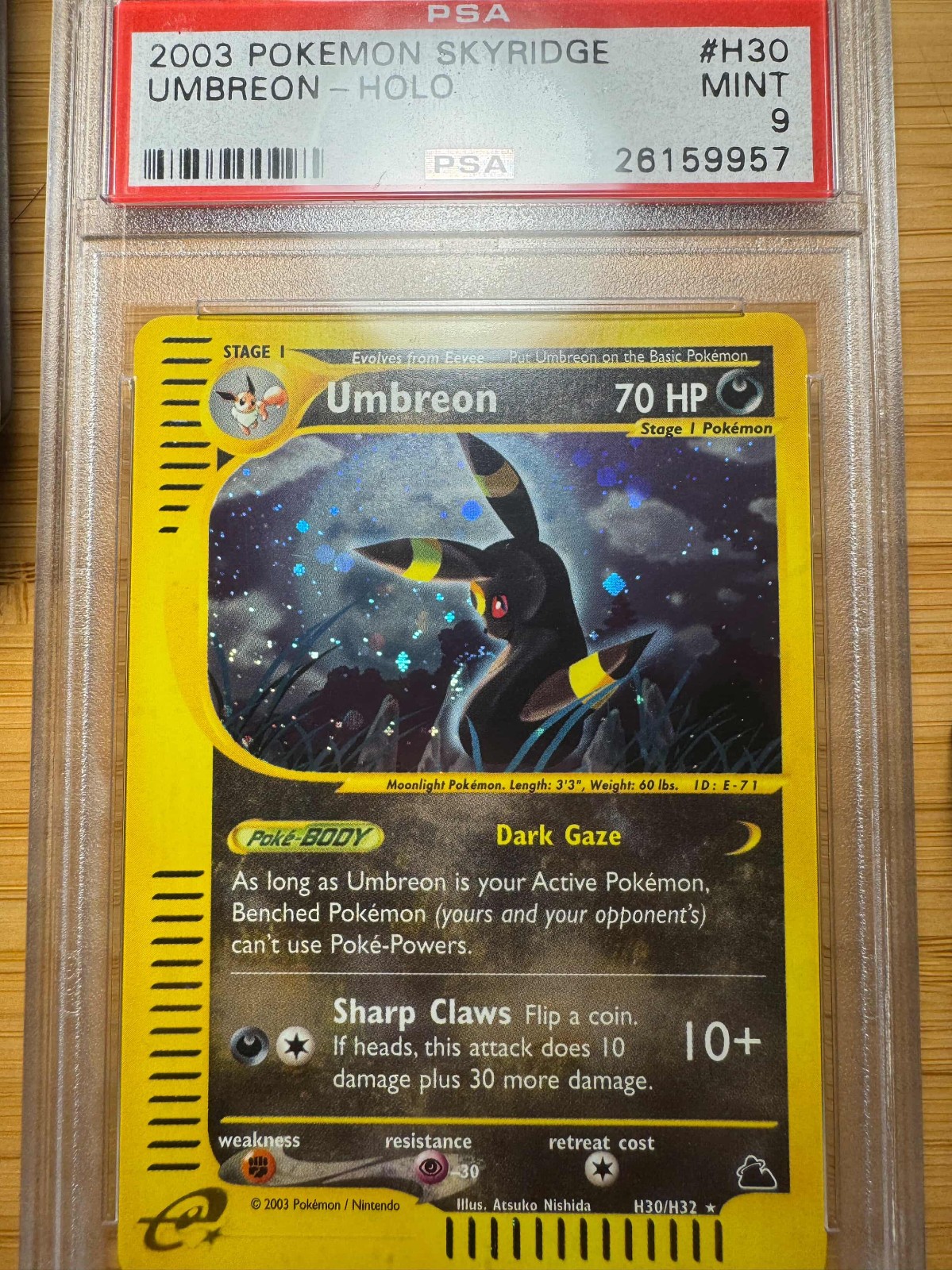 Pokemon Umbreon Holo #H30 Skyridge 2003 PSA 9 - swirl, clean copy