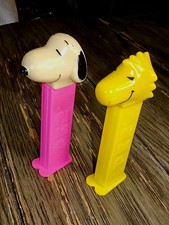 Lot of 2 Vtg Pez Dispensers Snoopy  Woodstock Peanuts Pat. 4.966.305 EUC