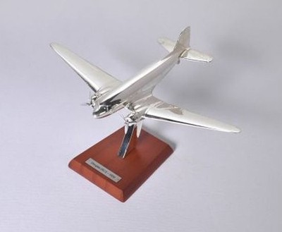 Atlas Silver Airplane Collection 1:200  Douglas DC-3-1935