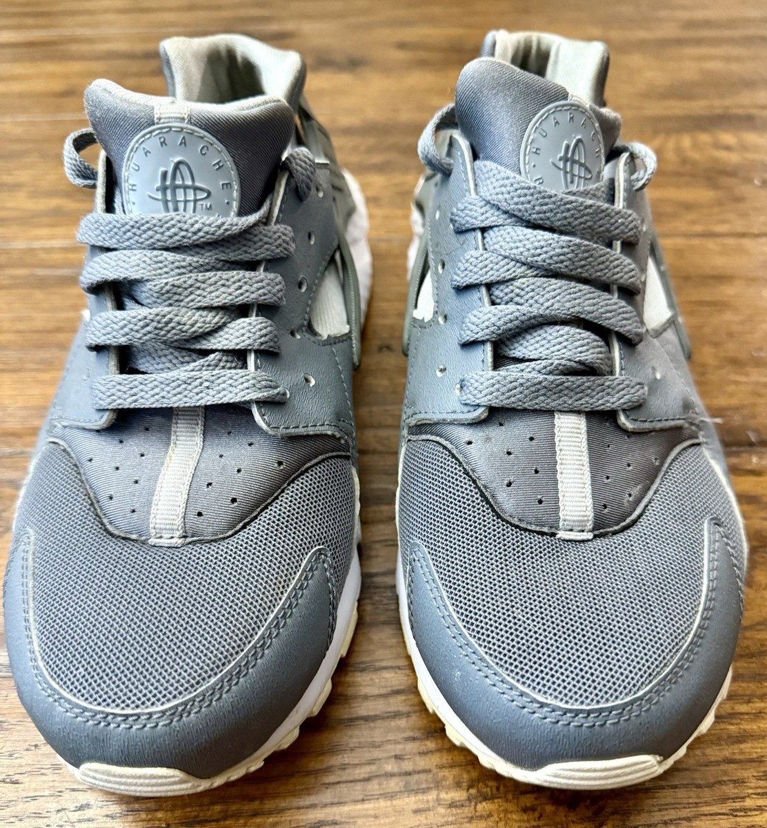 Size 6 - Nike Air Huarache Run SE Metallic Silver W for sale