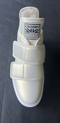 CROSBY Scotland DENIM Women FOOTWARE US SIZE 10, UK 7.5, EU 40 Light Gold/White