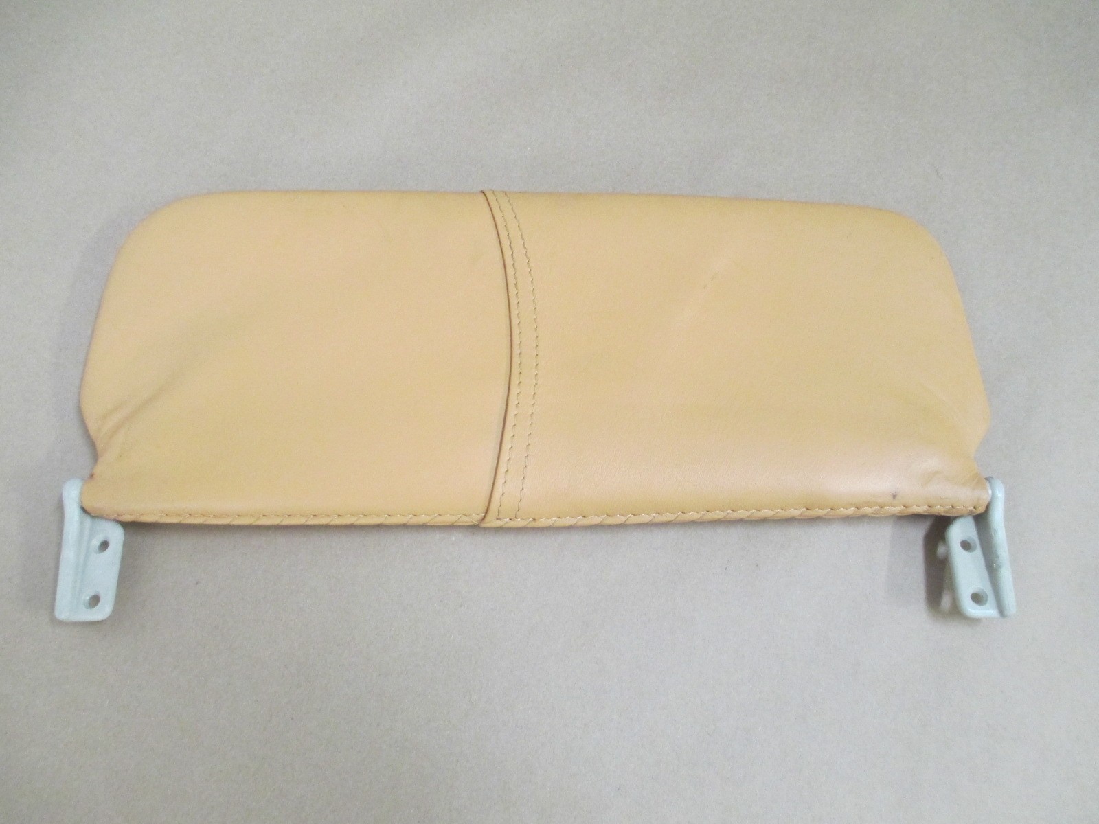 Ferrari Testarossa, 512  - LH  Sun-Visor (beige) # 61514600