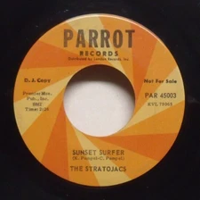 The Stratojacs - Sunset Surfer - 1964 Instrumental 45 on Parrot