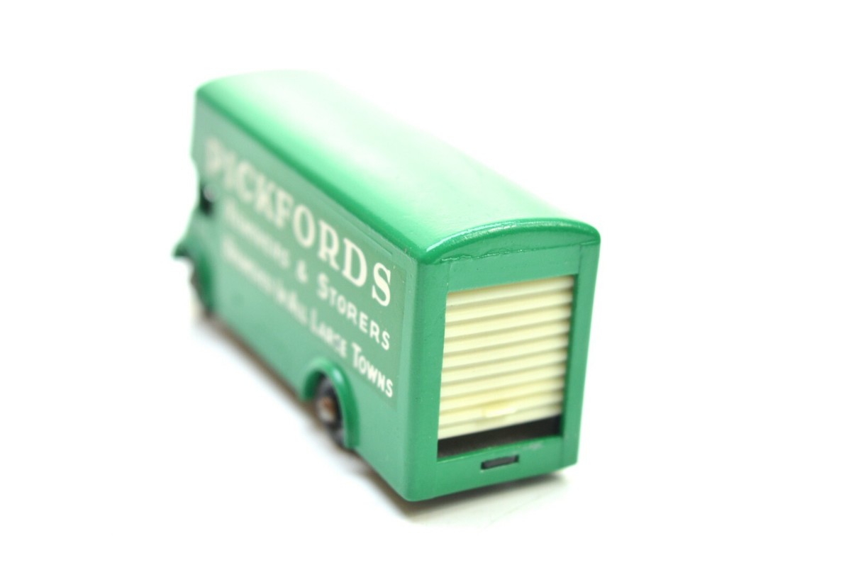 MATCHBOX 46 PICKFORDS REMOVAL VAN | eBay