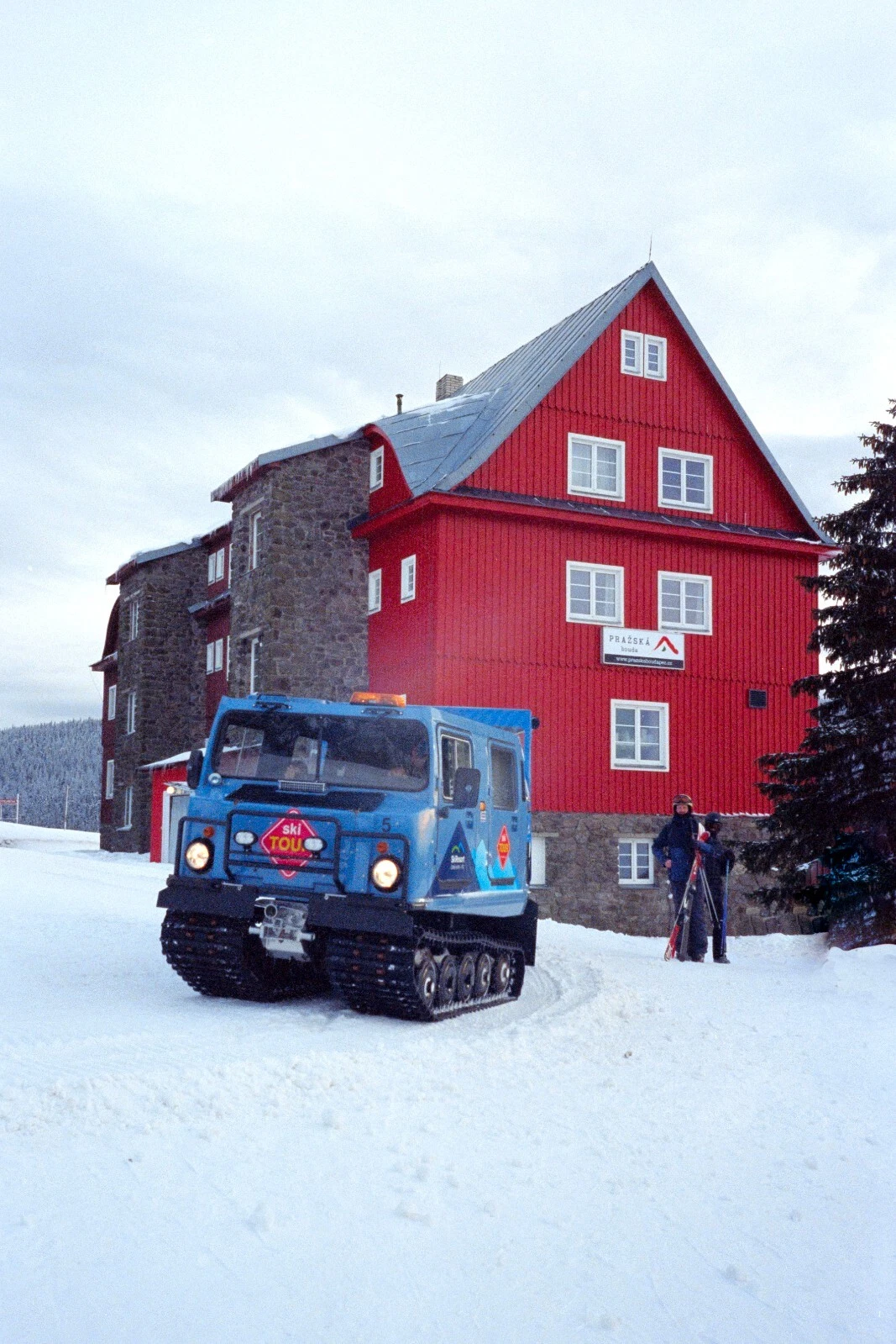 30m Dealer's V3 500T, RESPOOLED Kodak Vision 3 AHU, NO REMJET C41 35mm Film Bulk - product detail image 13