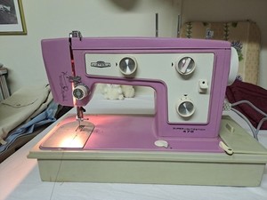Victoria NÄHMASCHINE Super Nutzstich 470 - für Retro - Fans