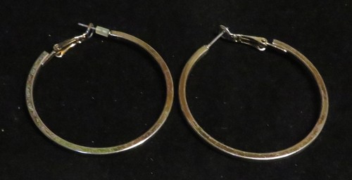 Large Gold Tone Hoop Earrings 1-3/4" Round Fashion Unbranded Set Pair Used GUC
