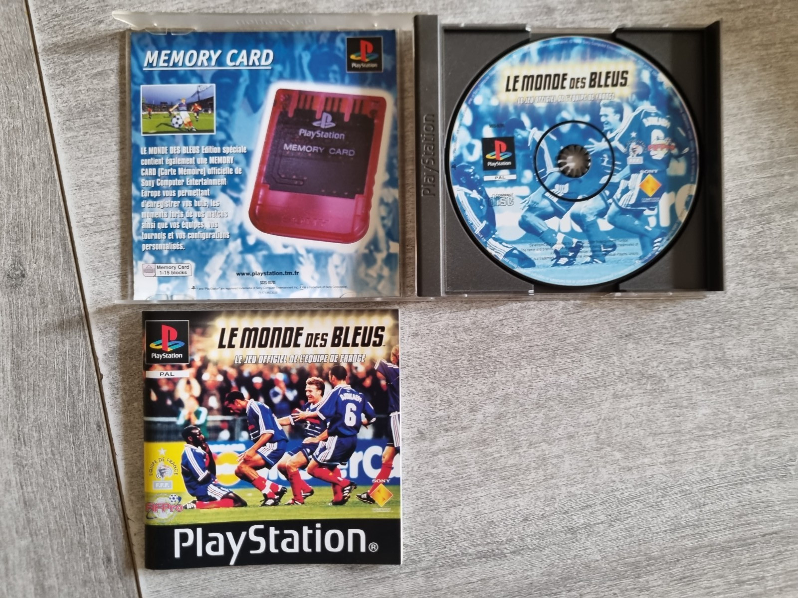 jeu ps1 le monde des bleus  occasion complet