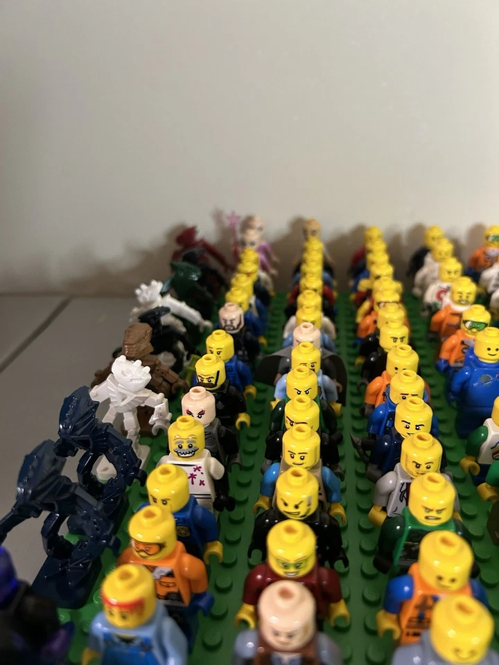 Lot of 100+ LEGO Minifigures Minecraft Lego Technic Turtles Ninjago - Image 3 of 4