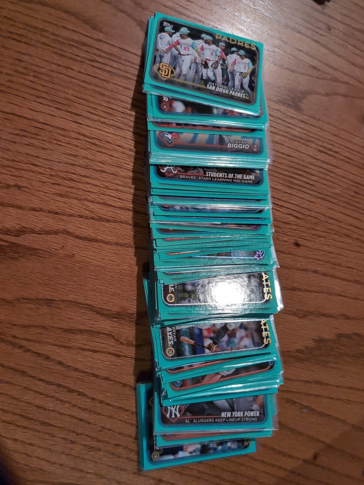 2024 Topps Serie 1 Fanatics Aqua Parallels - Tú eliges