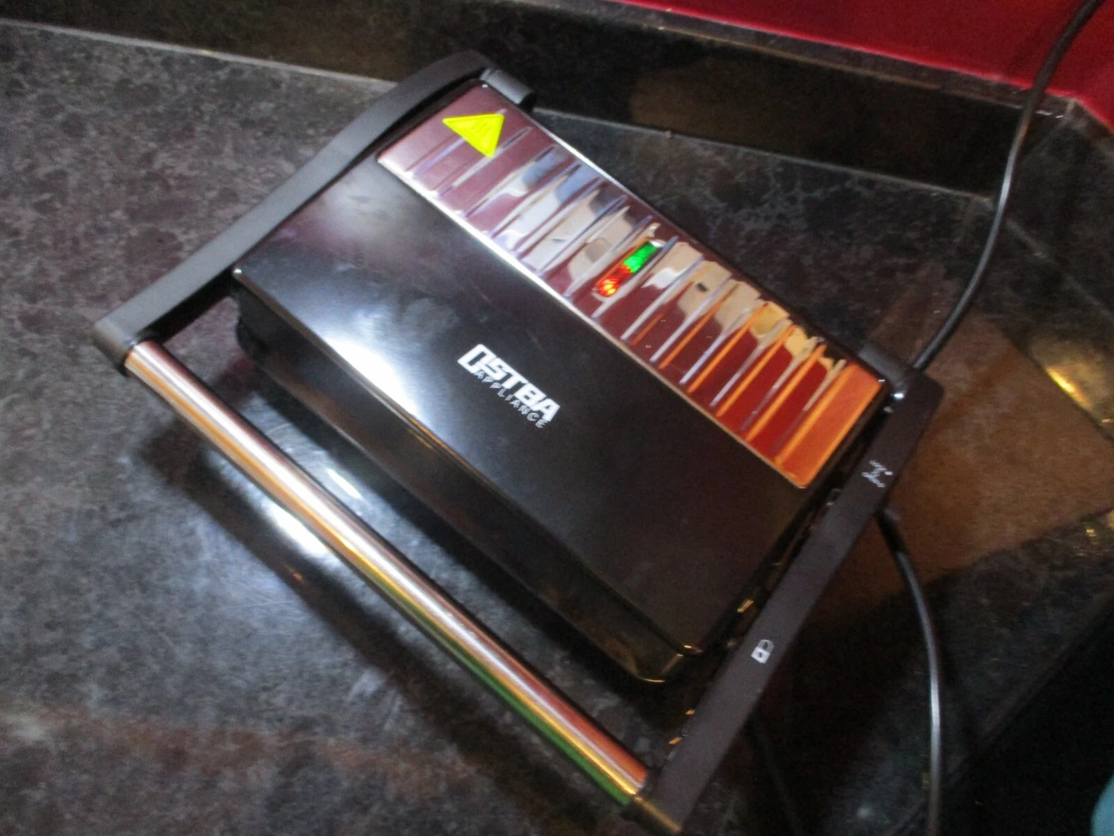 OSTBA SL-106 Panini Press Grill 2 Slice Toaster - USED - BROKEN HINGE