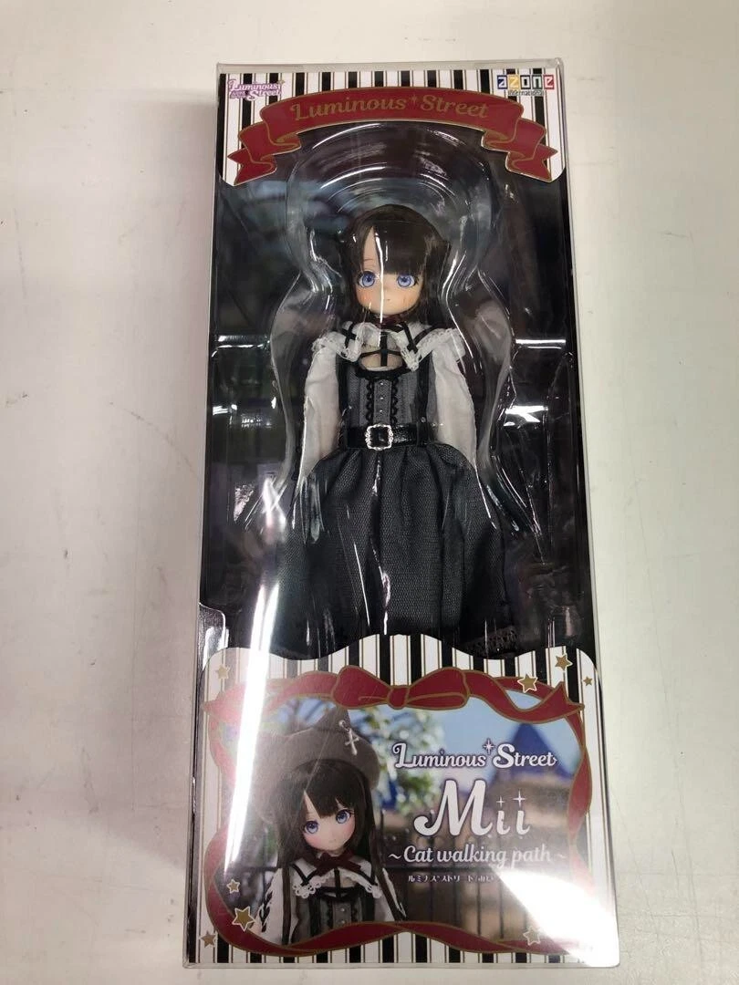 AZONE Luminous*Street /Mii ~Cat Walking Path~ Doll 1/6 No.115 2022