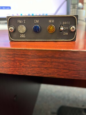 King KR22 Marker Beacon Receiver   P/N 066-1065-00  S/N 3847  