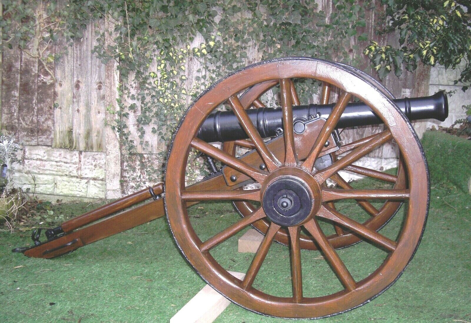 Re-enactment Field Cannon / 36" Antique Wheels / Dismantles For Easy Transport